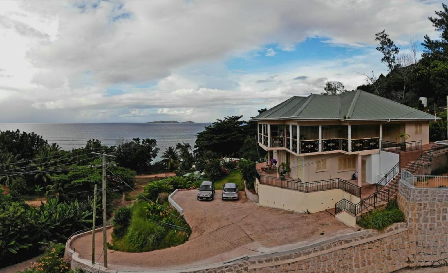 Summer Self Catering Anse la blague Екстер'єр фото