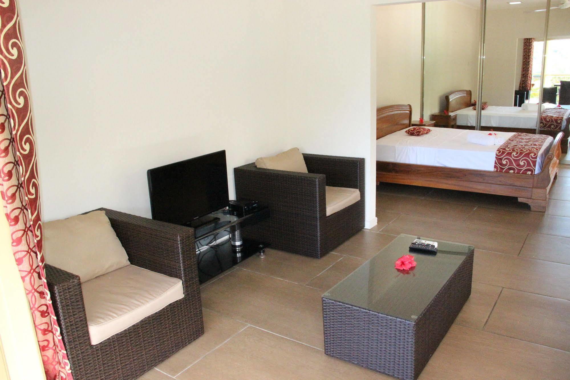 Summer Self Catering Anse la blague Екстер'єр фото