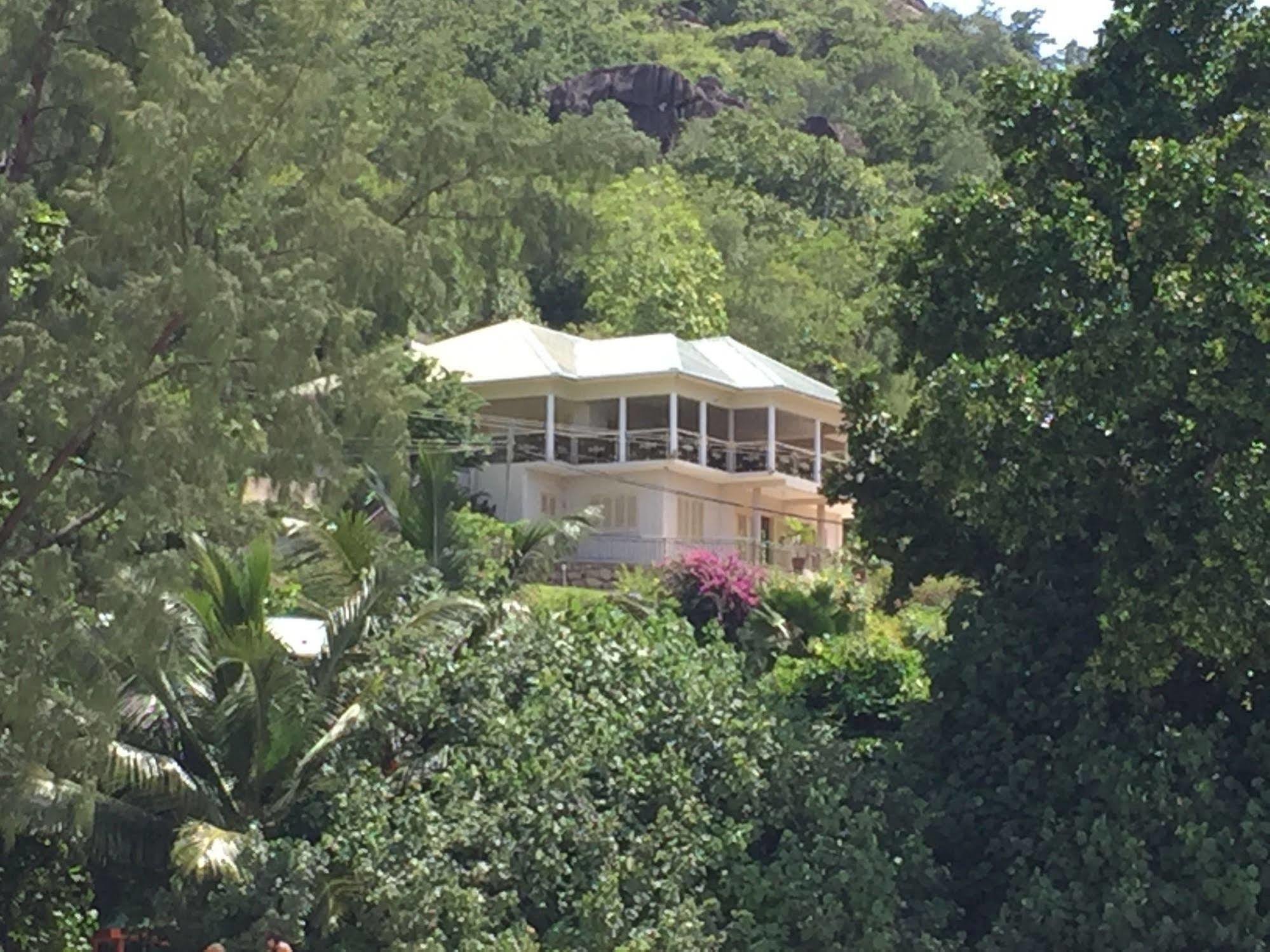 Summer Self Catering Anse la blague Екстер'єр фото